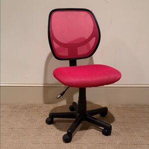 Pink Swivel Desk Chair